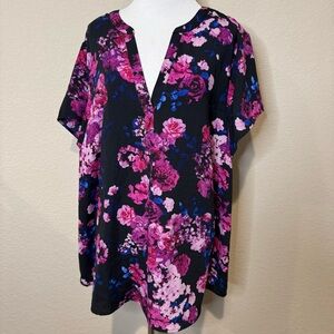 Floral Black and Pink Women's Top Torrid size 2